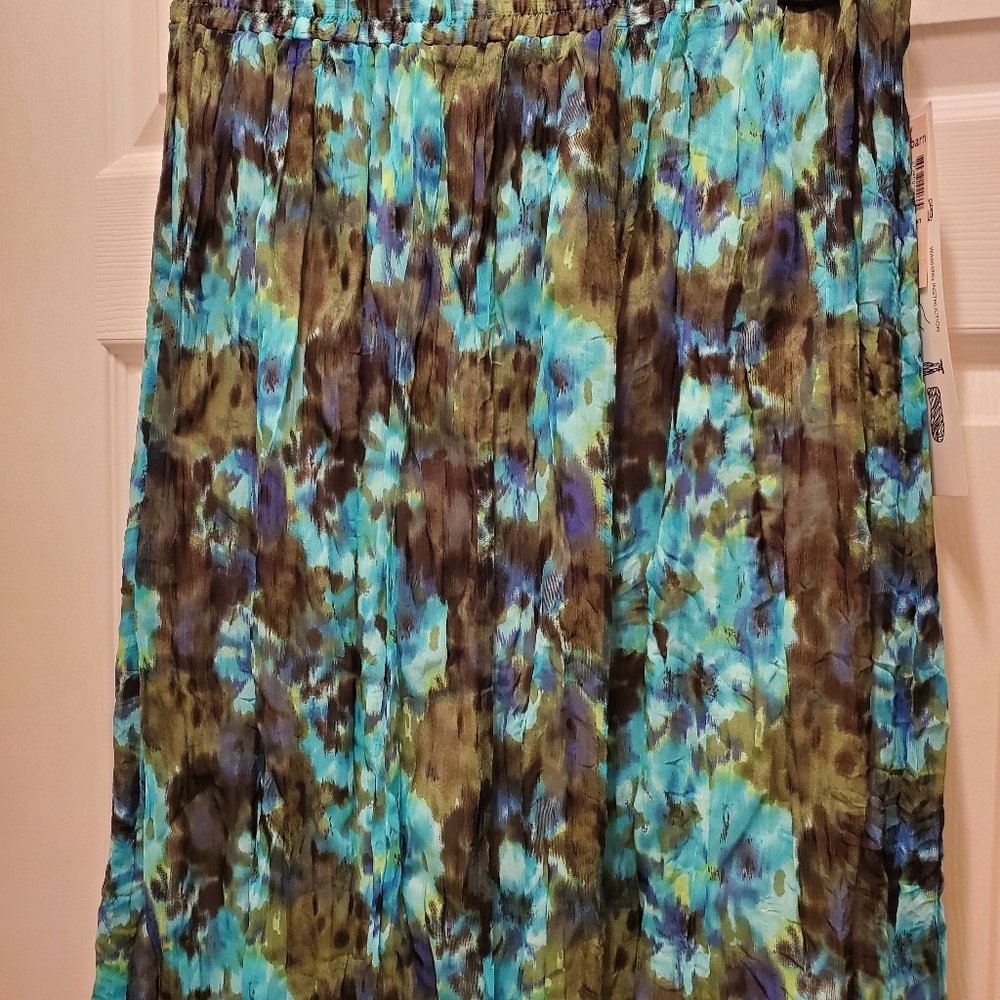 Beautiful Skirt, SZ 14/16 - Picture 4 of 8